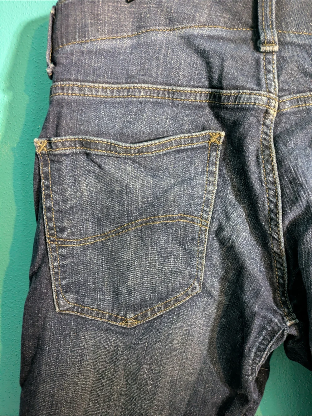 Classic Men's Dark Blue Denim Jeans